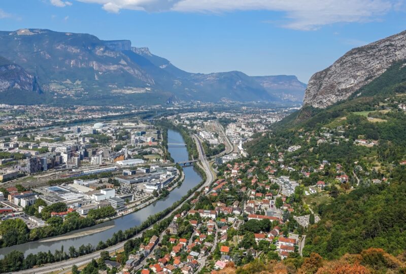 Salève Parc en Haute-Savoie dispose d'un grand parc au cœur de la résidence.