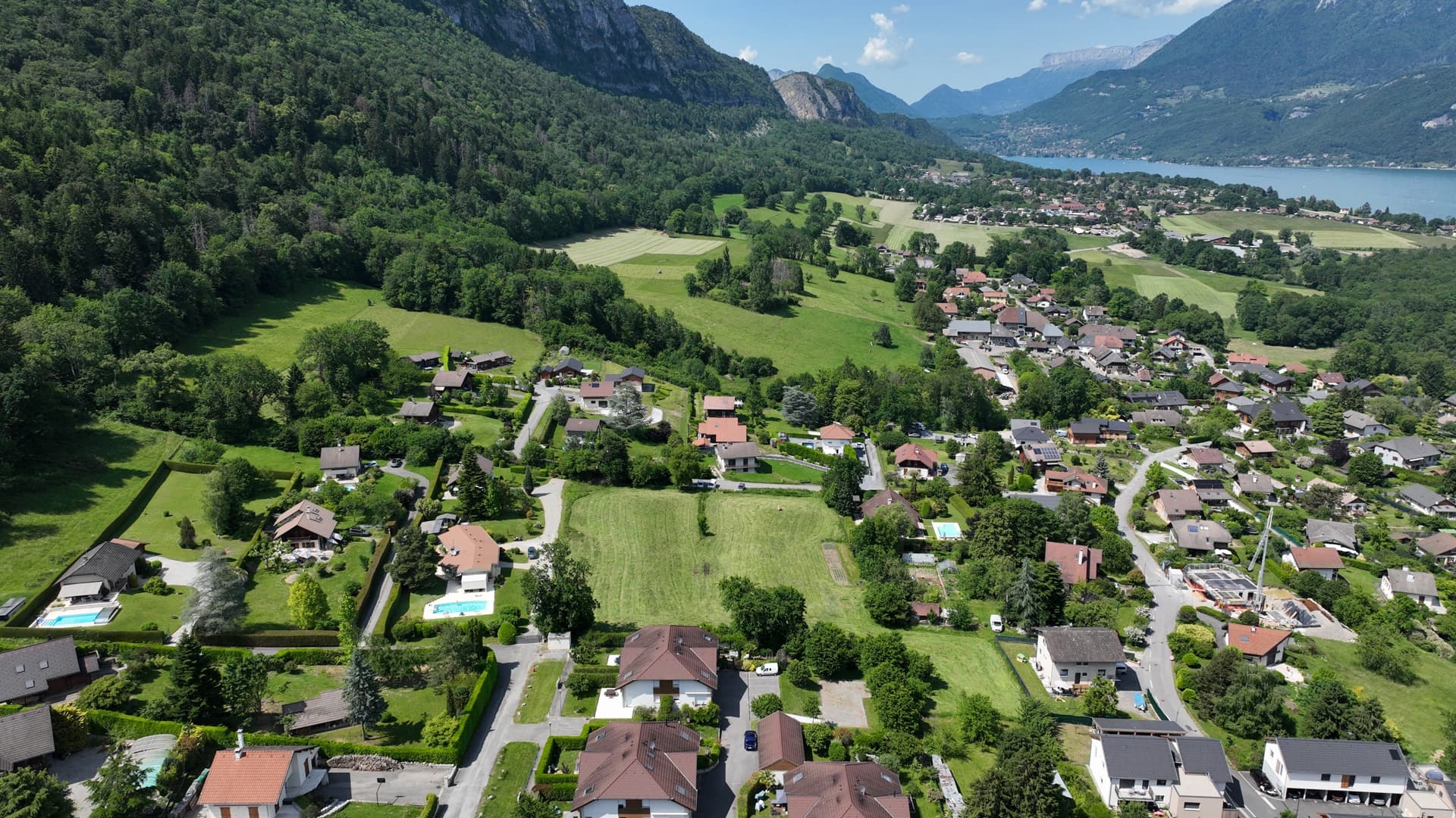 Terrain constructible pays de gex