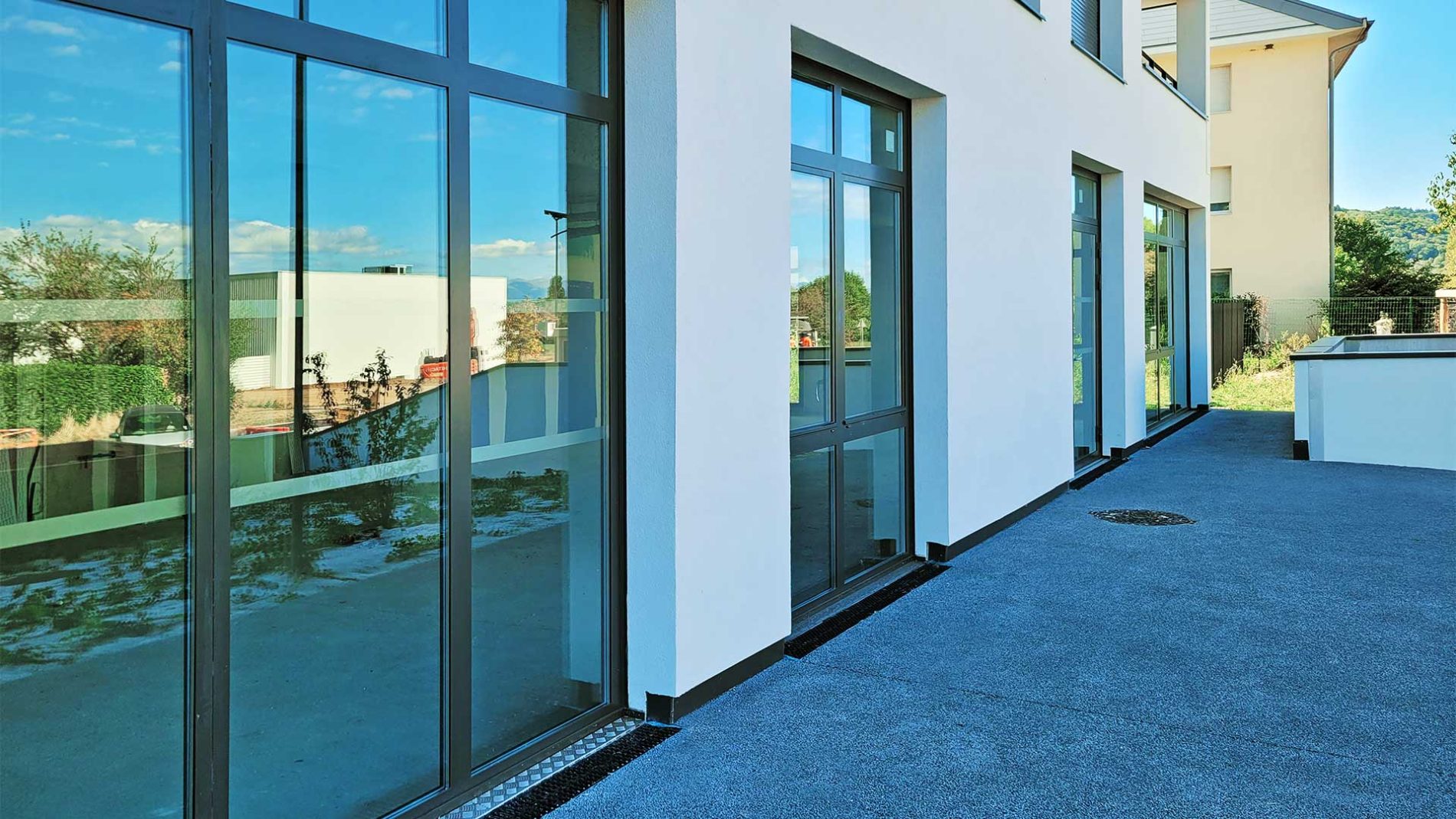 sciez-commercial-properties-new-construction